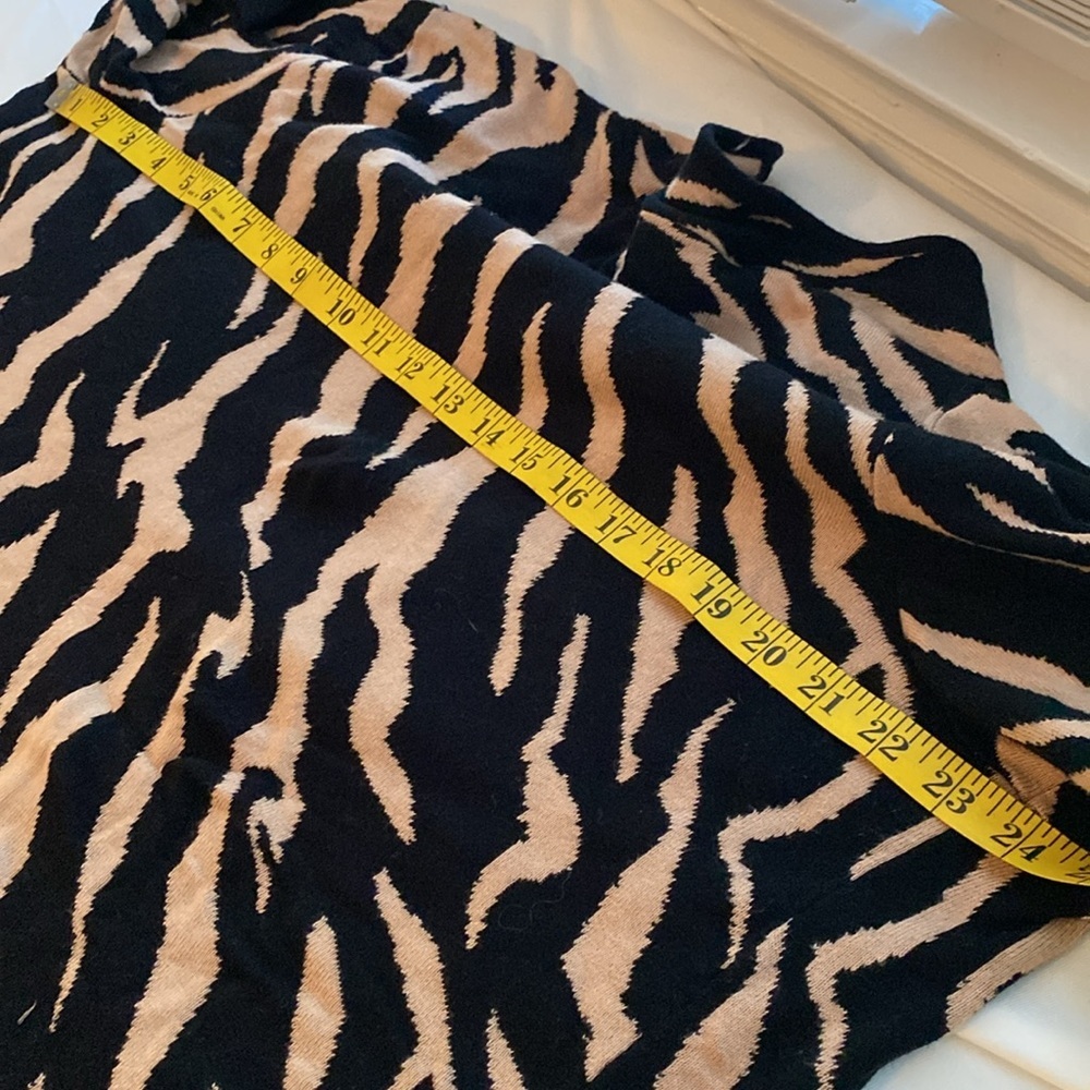 Kasper cardigan open front long sleeve side slits animal print size large - Picture 4 of 8